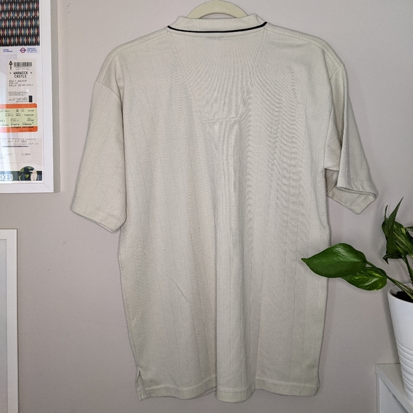 Nike V-Neck T-Shirt - Picture 2 of 5